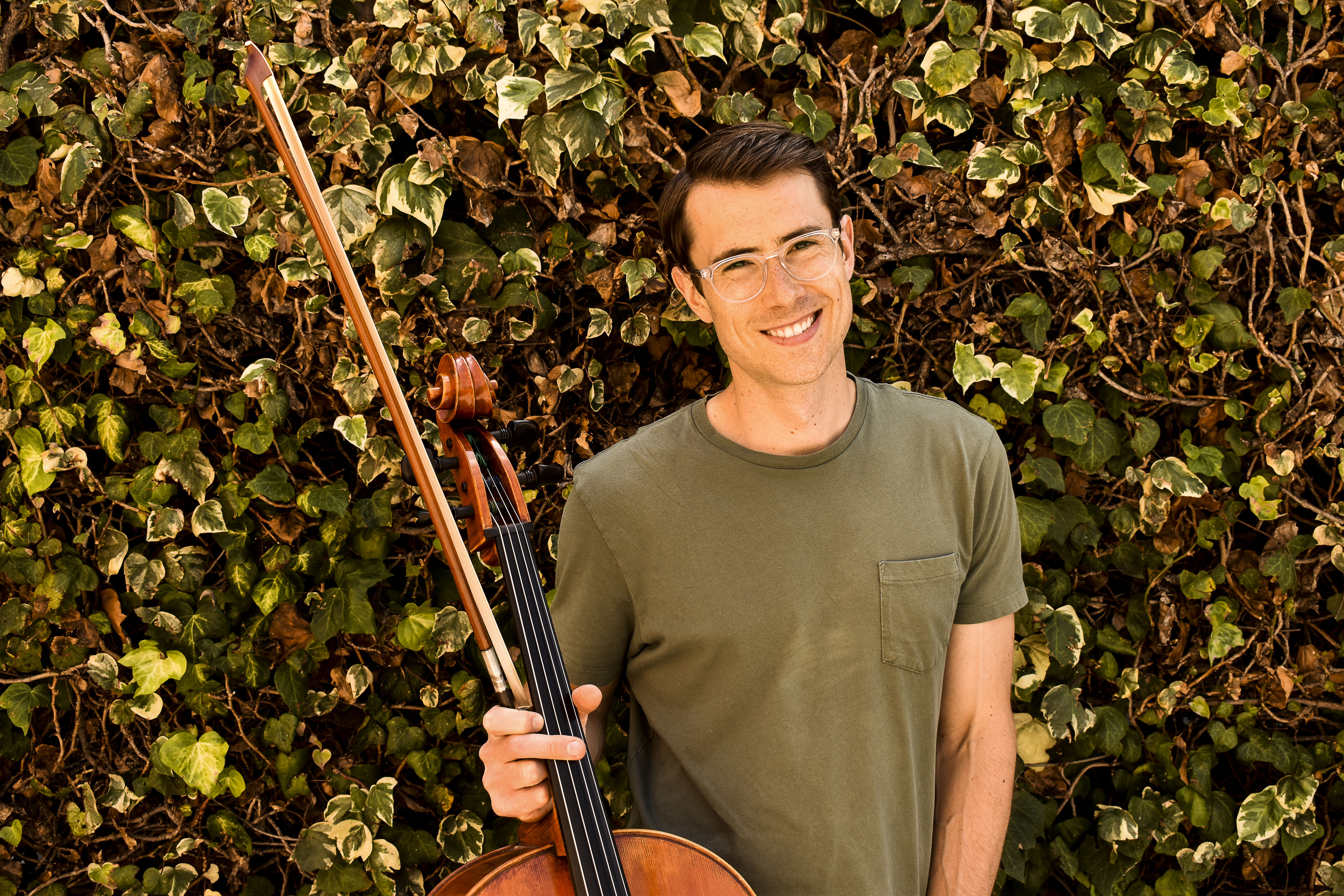 Timothy Winter performing